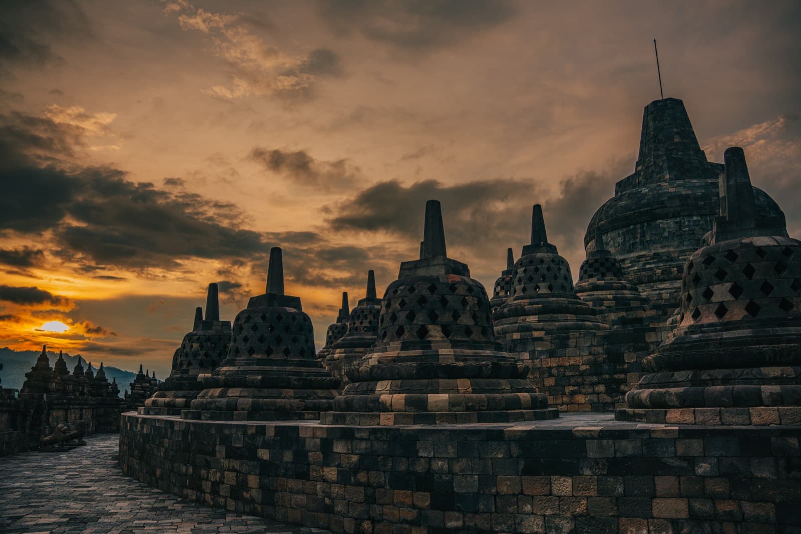 Borobudur & Yogyakarta Culture